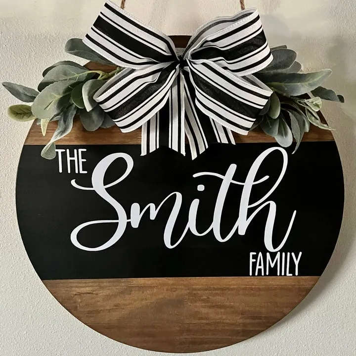 Personalized Family Last Name Sign, Front Door Hanger, Family Name Gift, Round Last Name Door Sign, Closing Gift, Spring Decor, Mother's Day